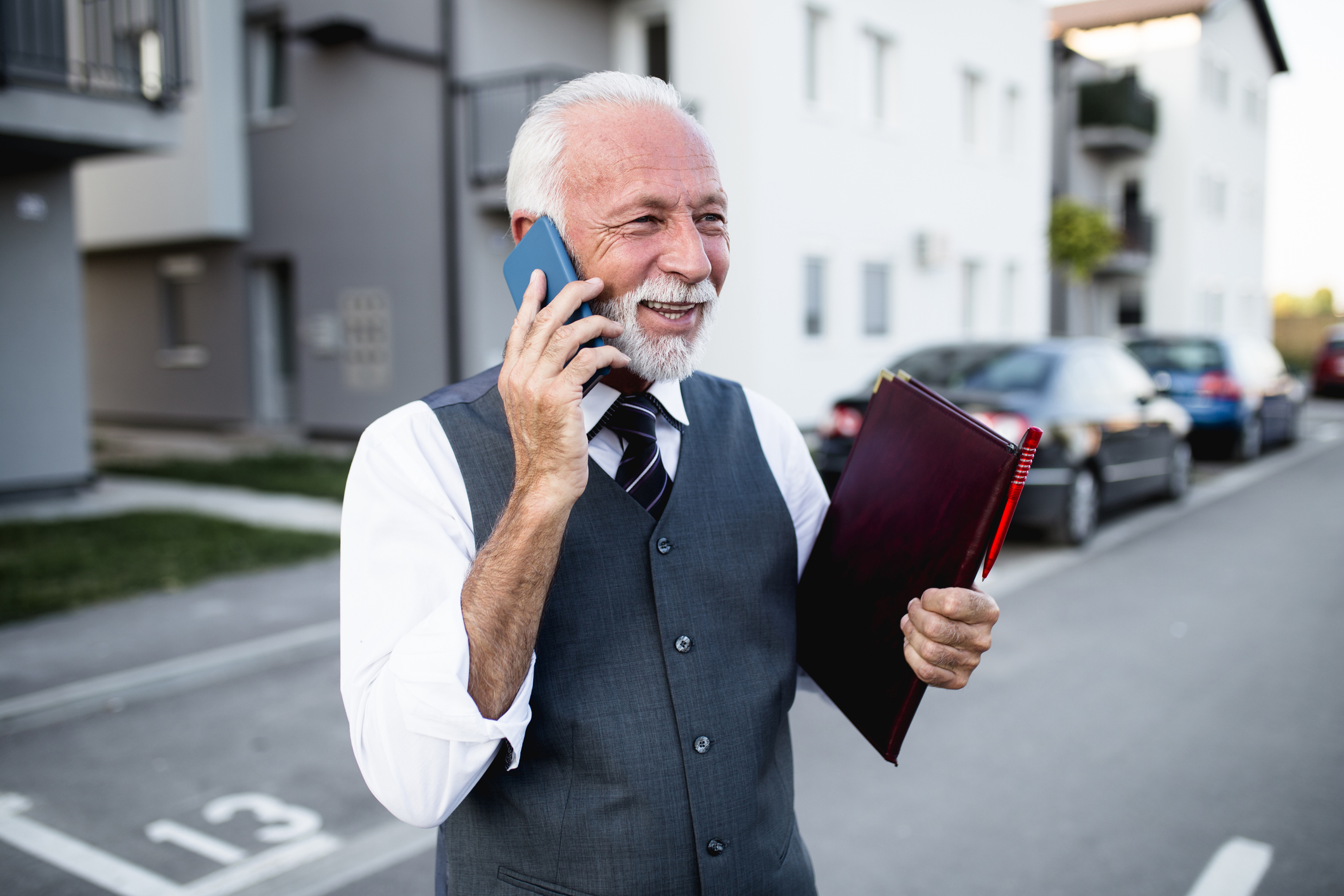 What It Takes to Become a Great Sales Manager (+Salary)